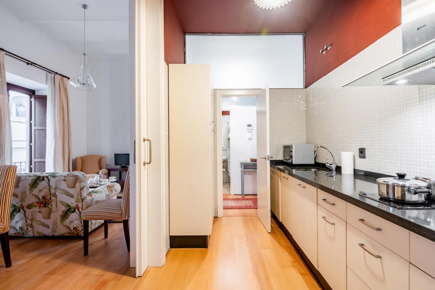 Komodo Sierpes: Bright & Classy Central Apartment 세비야 외부 사진