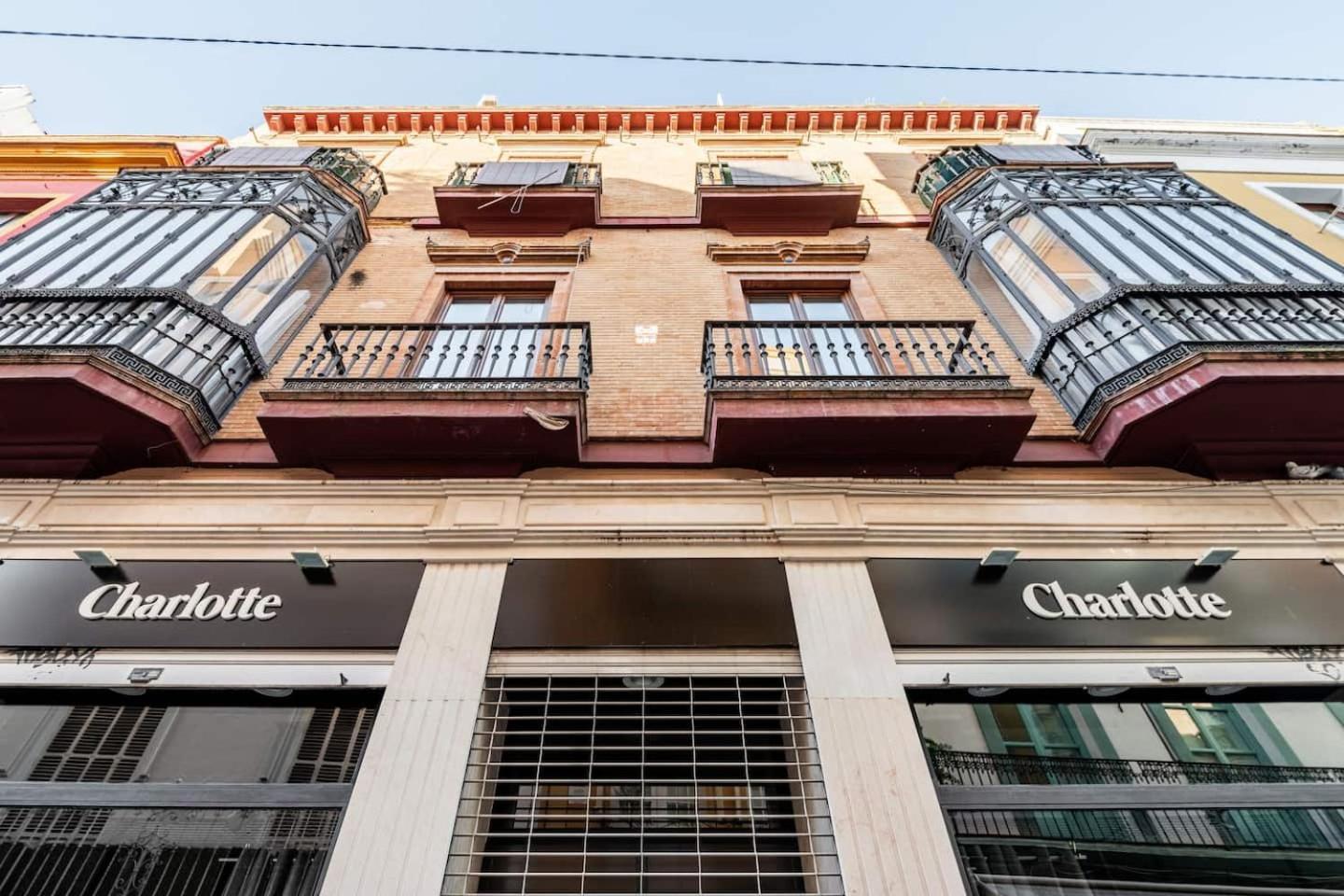 Komodo Sierpes: Bright & Classy Central Apartment 세비야 외부 사진