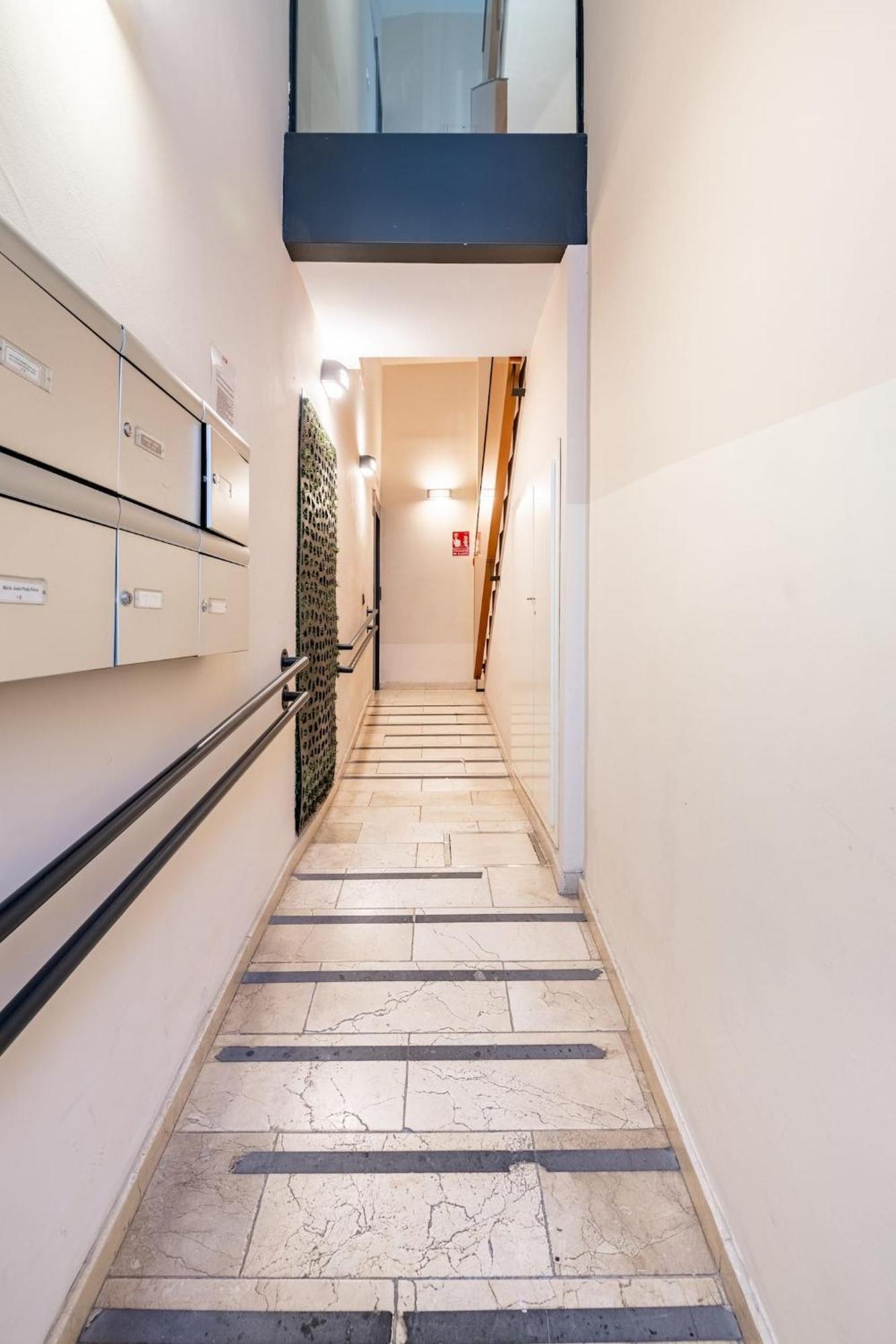 Komodo Sierpes: Bright & Classy Central Apartment 세비야 외부 사진