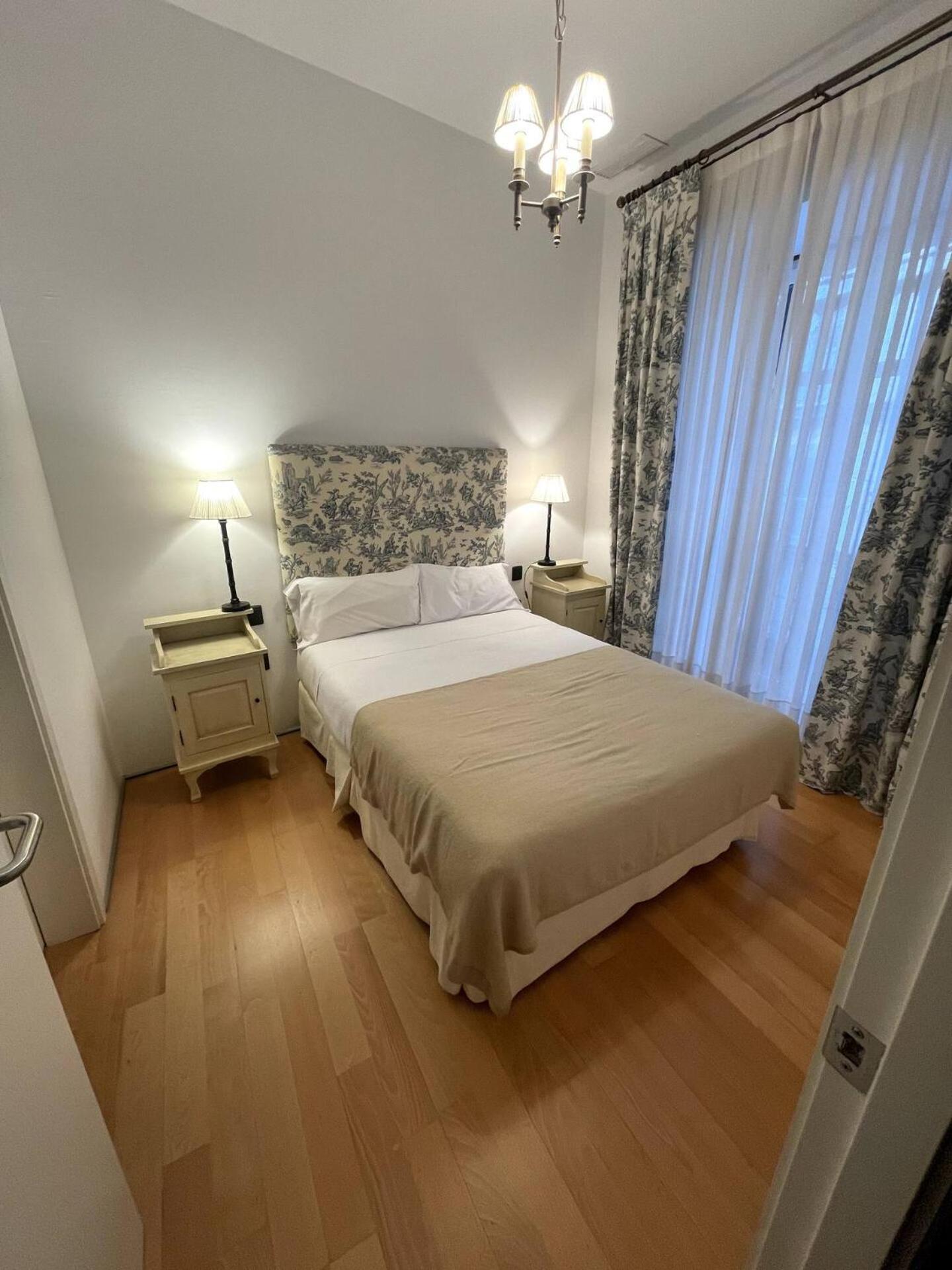 Komodo Sierpes: Bright & Classy Central Apartment 세비야 외부 사진